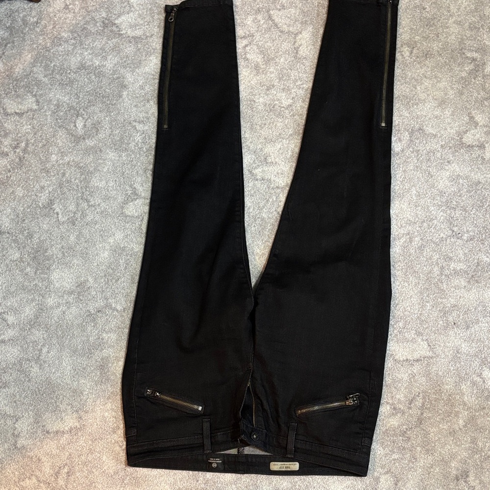 Adriano goldschmied “The Zip” zipper Jeans. Size 32 excellent condition.
